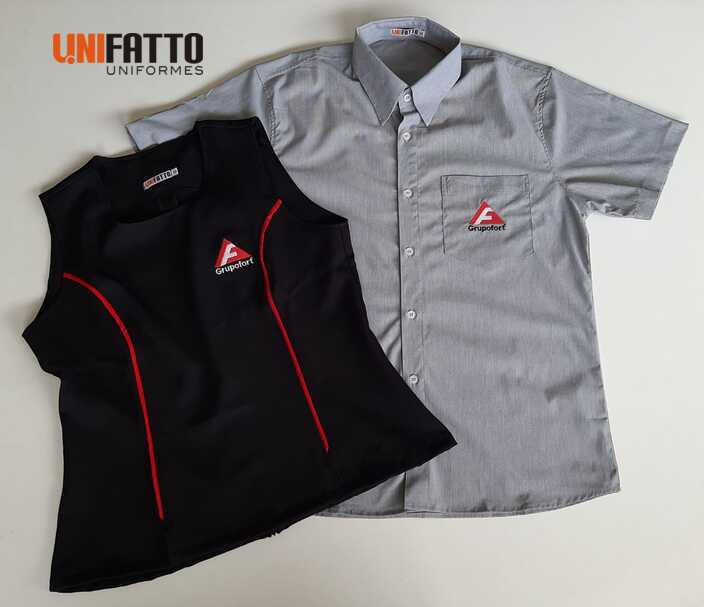 Imagem de Camisa Social Masculina em tricoline e Blazer Social sem mangas em tecido twoway com logomarca em Bordado - Grupo Fort