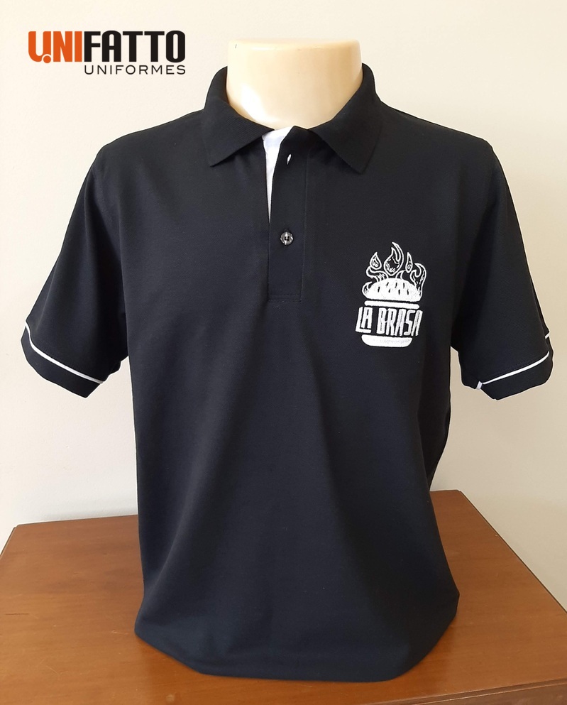Imagem de Polo em tecido Piquet, logomarca em Bordado - LA BRASA