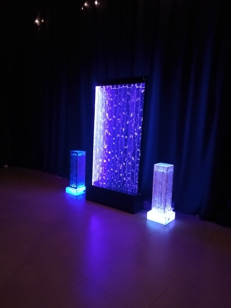 Imagem de Painel e torre de bolhas