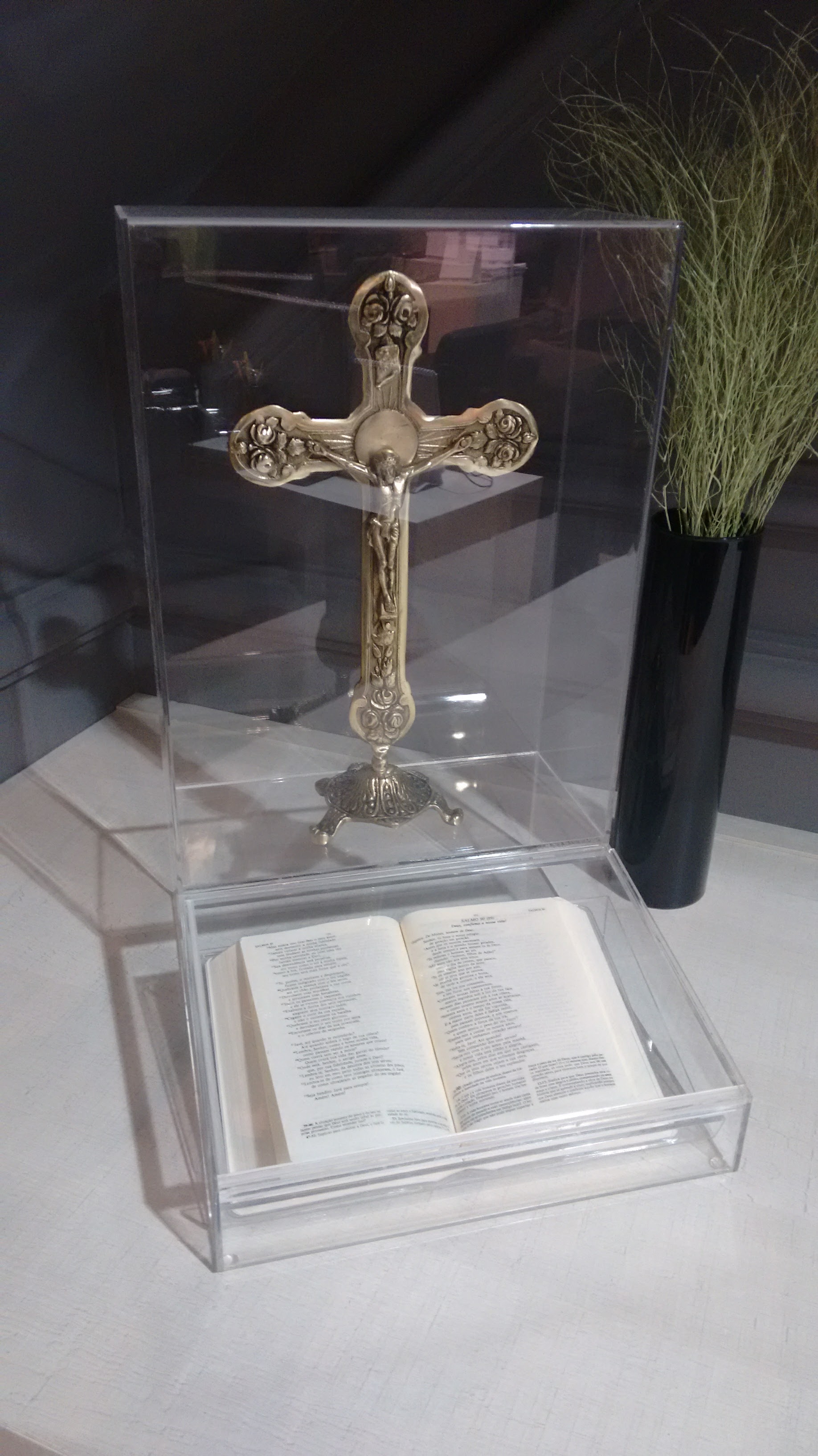 Imagem de Expositor religioso 