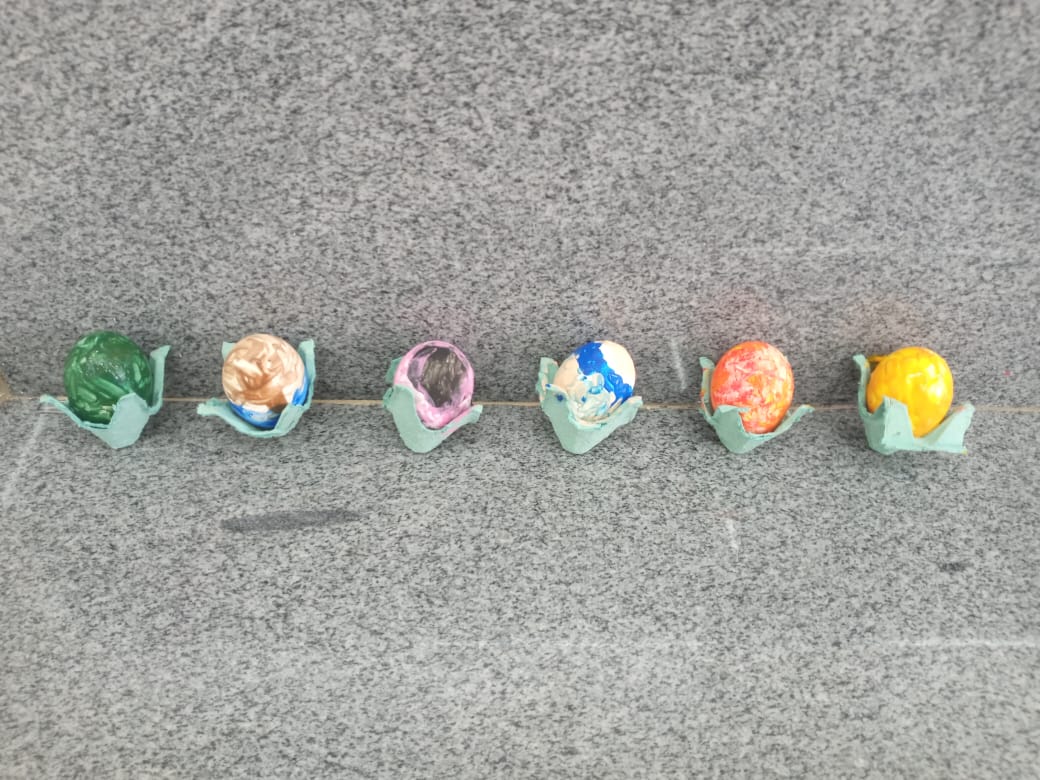 Imagem de COLORINDO OVOS