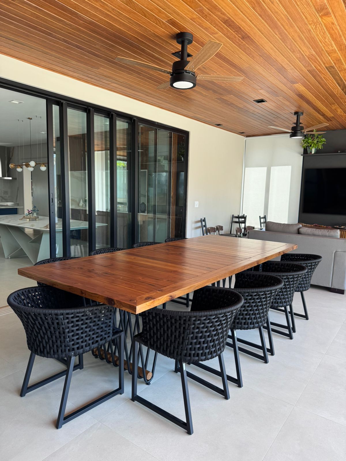 Imagem de Mesa Verona 280x120cm Base Preta