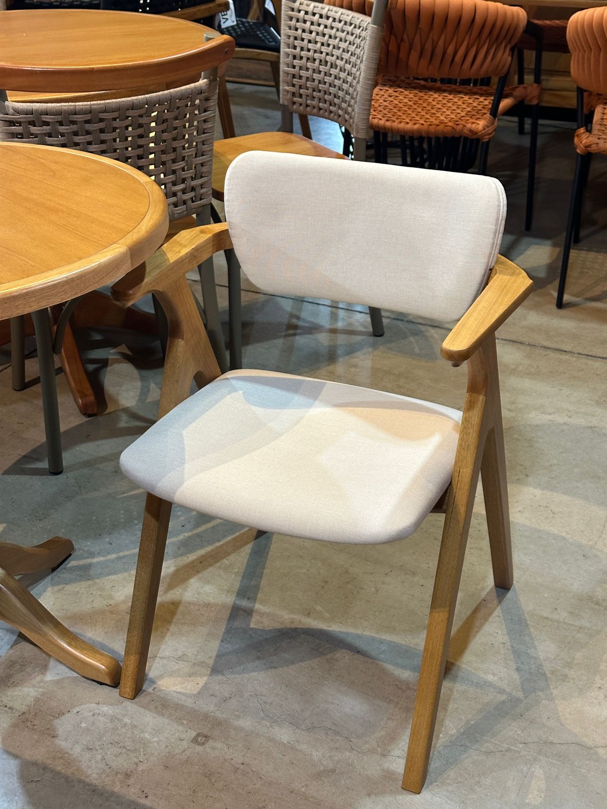 Imagem de Cadeira Zara