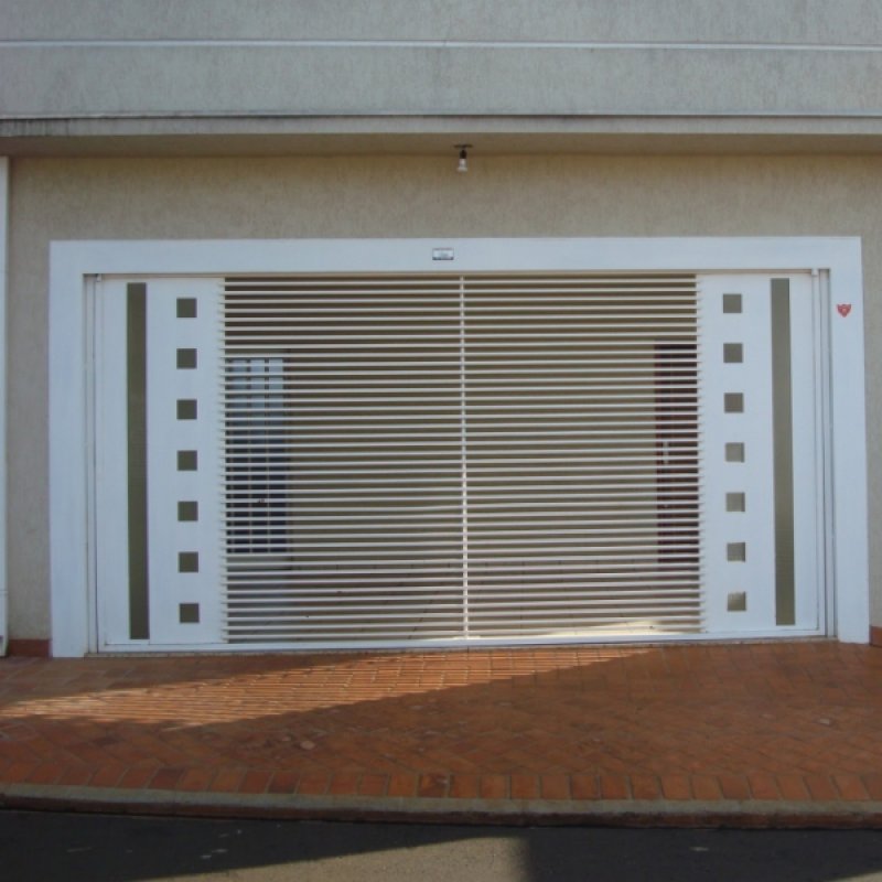 Imagem de Portão Basculante Ferro