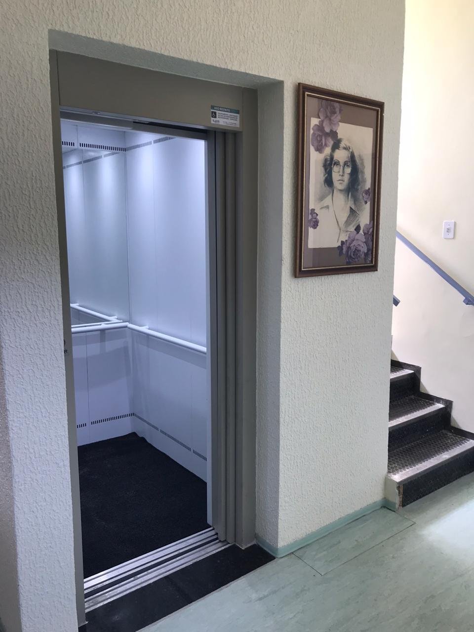 Imagens do Portfólio - AMR Elevadores