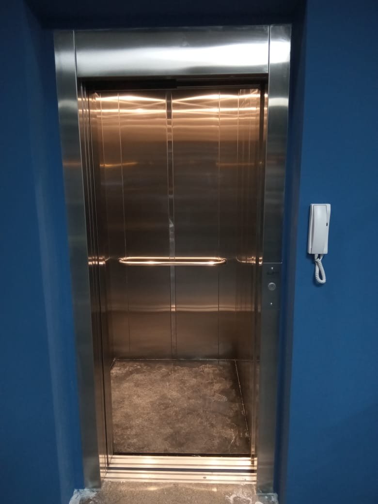 Imagens do Portfólio - AMR Elevadores