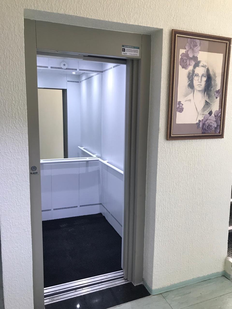 Imagens do Portfólio - AMR Elevadores